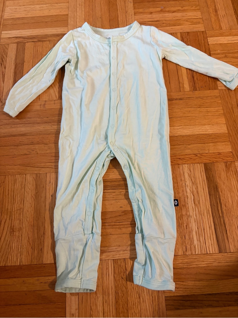 Kyte Baby Snap Romper 6-12 GUC